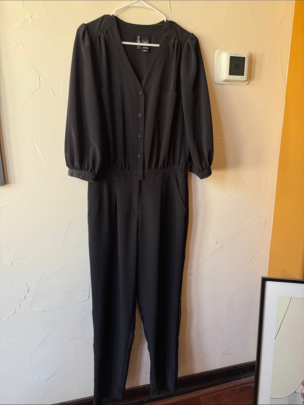 Bisou Bisou Black V-Neck Button Front Puff Sleeve Jumpsuit